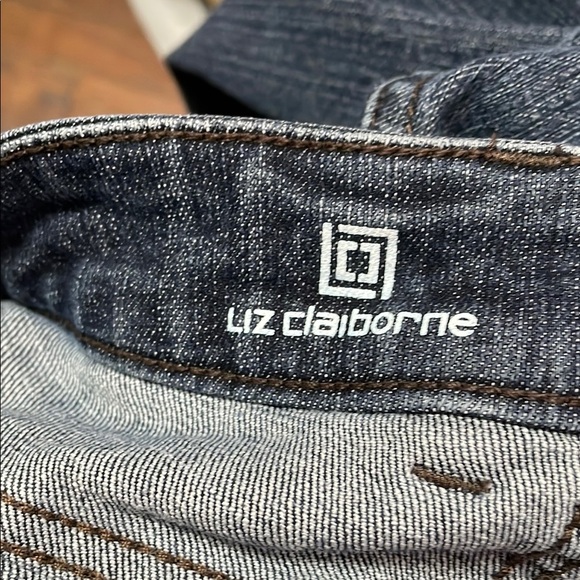 Liz Claiborne Classic Blue Denim Jeans - Picture 6 of 7